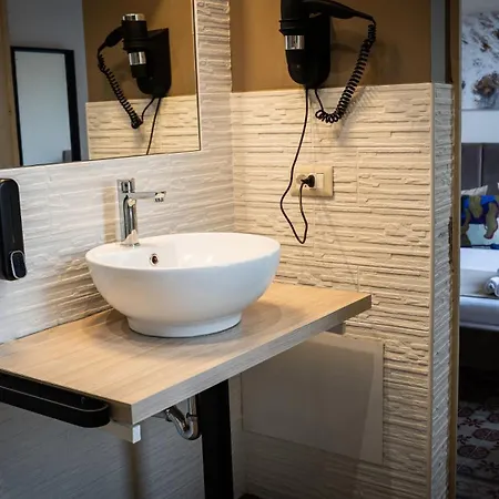 Celeste 4* Catania