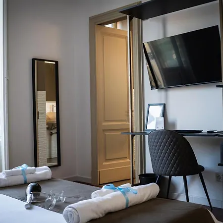 Celeste Bed & Breakfast 4*